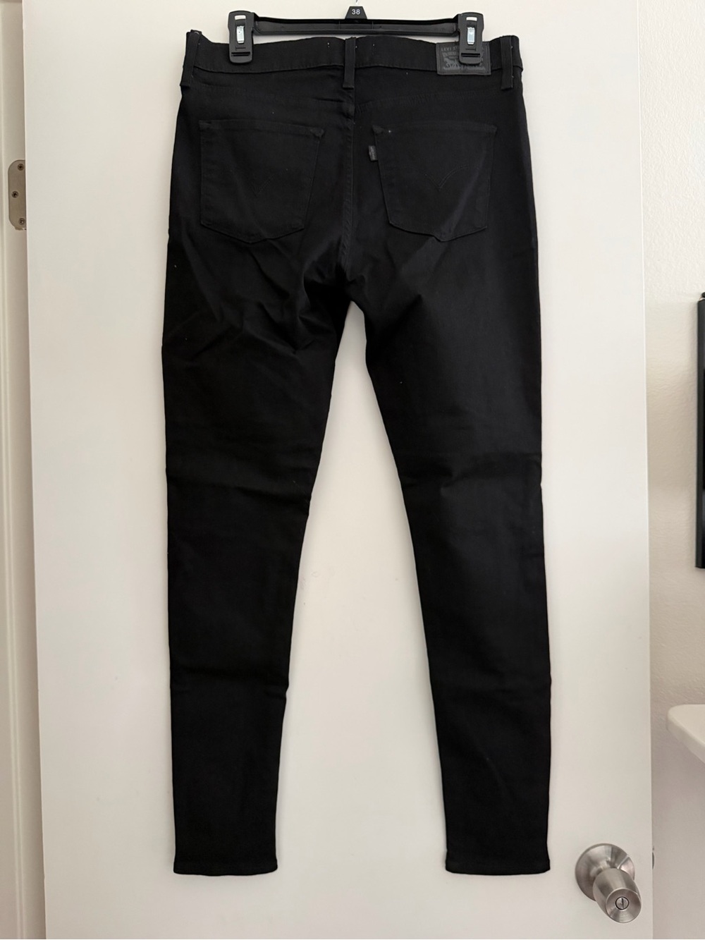 Levi’s womens 720 High rise super skinny size 31